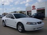 2004 Oxford White Ford Mustang V6 Coupe #5250181