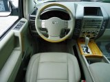 2004 Infiniti QX 56 4WD Willow Interior