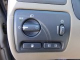 2002 Volvo V70 2.4T XC AWD Wagon Controls