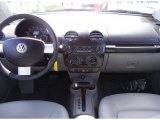 2002 Volkswagen New Beetle GLS Coupe Dashboard