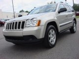 2009 Bright Silver Metallic Jeep Grand Cherokee Laredo #53005147