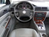 2005 Volkswagen Passat GLX Sedan Beige Interior
