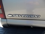 2000 Chevrolet Silverado 2500 LS Extended Cab Marks and Logos