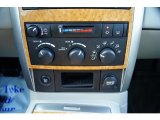 2007 Chrysler Aspen Limited Controls