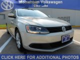 2012 White Gold Metallic Volkswagen Jetta SE Sedan #53172099