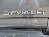 2002 Chevrolet Silverado 2500 LS Crew Cab 4x4 Marks and Logos