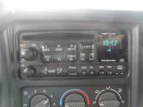 2002 Chevrolet Silverado 2500 LS Crew Cab 4x4 Audio System