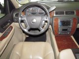 2007 Chevrolet Suburban 1500 LTZ Dashboard