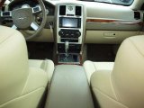2009 Chrysler 300 C HEMI Dashboard