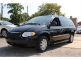 2005 Brilliant Black Chrysler Town & Country Touring #53224594