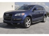 2008 Audi Q7 4.2 Premium quattro Front 3/4 View