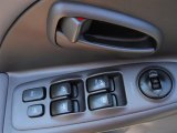 2004 Hyundai Elantra GT Hatchback Controls