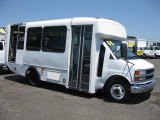 2000 Summit White Chevrolet Express 3500 Cutaway Passenger Van #53327562