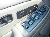 2004 Chevrolet Suburban 1500 LT Controls
