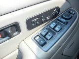 2004 Chevrolet Suburban 1500 LT Controls