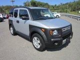 2008 Honda Element LX AWD Front 3/4 View