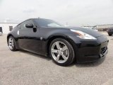 2009 Nissan 370Z Touring Coupe Front 3/4 View