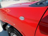2003 Nissan Frontier King Cab Marks and Logos