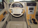 2007 Lincoln Navigator L Ultimate Camel/Sand Interior