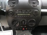 2003 Volkswagen New Beetle GLX 1.8T Coupe Audio System