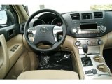 2012 Toyota Highlander V6 4WD Controls