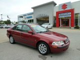 Red Volvo S40 in 2002