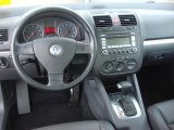 2007 Volkswagen Jetta 2.5 Sedan Dashboard