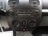 2003 Volkswagen New Beetle GLX 1.8T Coupe Controls
