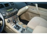2012 Toyota Highlander V6 4WD Sand Beige Interior