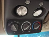 1999 GMC Suburban K1500 SLT 4x4 Controls