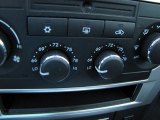 2008 Dodge Magnum R/T Controls