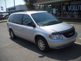 2001 Chrysler Town & Country EX Data, Info and Specs