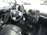 2010 Volkswagen New Beetle 2.5 Coupe Dashboard