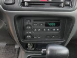 2003 Chevrolet Tracker LT 4WD Hard Top Audio System