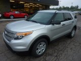 2012 Ford Explorer FWD Front 3/4 View