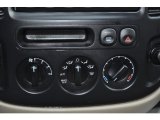 2003 Ford Escape XLS V6 4WD Controls