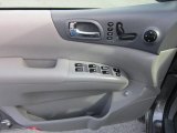 2011 Kia Sedona EX Door Panel