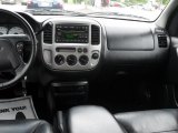 2004 Ford Escape Limited Dashboard