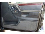 2004 Jeep Grand Cherokee Limited Door Panel