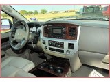 2009 Dodge Ram 3500 Laramie Mega Cab 4x4 Dually Dashboard