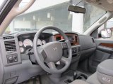 2006 Dodge Ram 2500 SLT Regular Cab 4x4 Dashboard