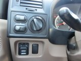 2004 Isuzu Rodeo S 4WD Controls