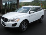 2012 Volvo XC60 T6 AWD Front 3/4 View