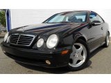 2000 Mercedes-Benz CLK 430 Coupe Front 3/4 View