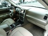 2009 Chrysler 300 Touring Dashboard