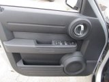 2011 Dodge Nitro Heat 4x4 Door Panel