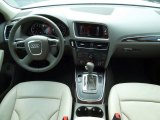 2011 Audi Q5 2.0T quattro Dashboard