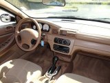 2004 Dodge Stratus SE Sedan Dashboard