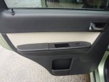 2010 Mercury Mariner I4 Premier 4WD Door Panel