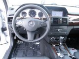 2012 Mercedes-Benz GLK 350 4Matic Dashboard